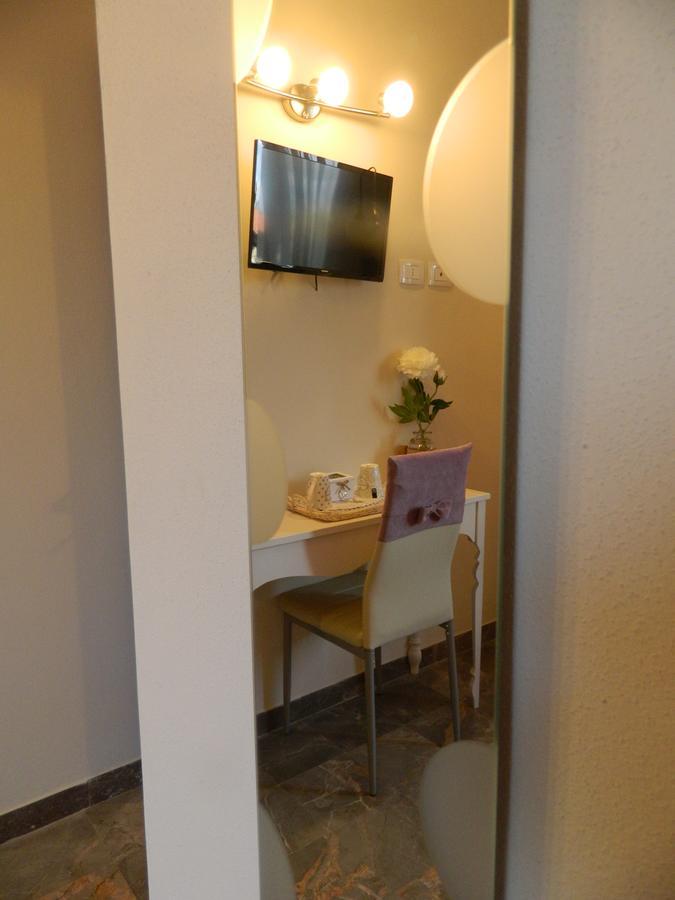 Camera Matrimoniale con Bagno Privato